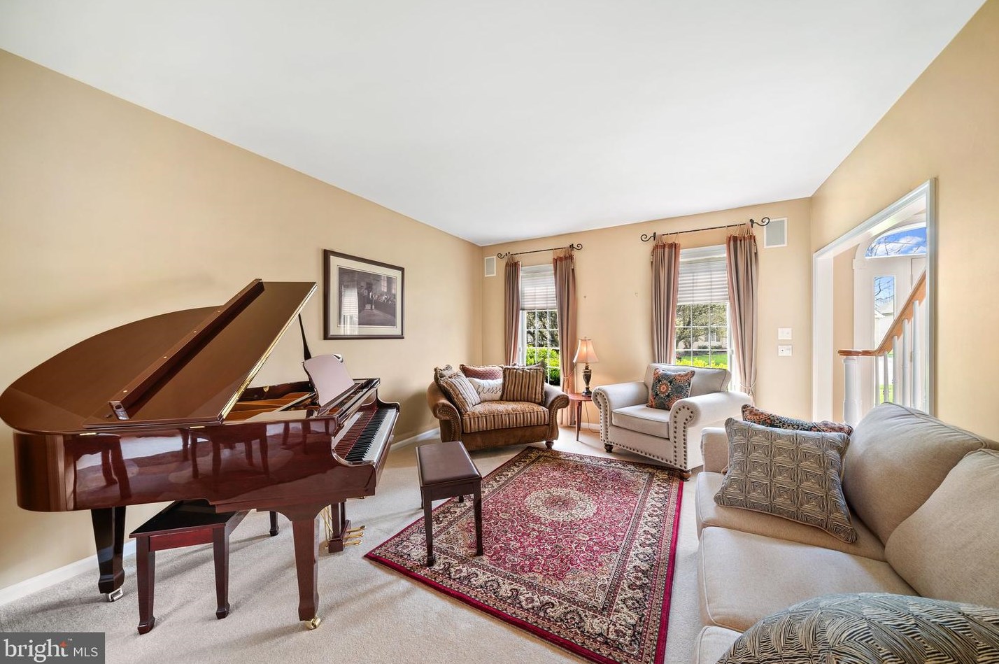 10 Kendall Ct, Wilmington, DE 19803-5250