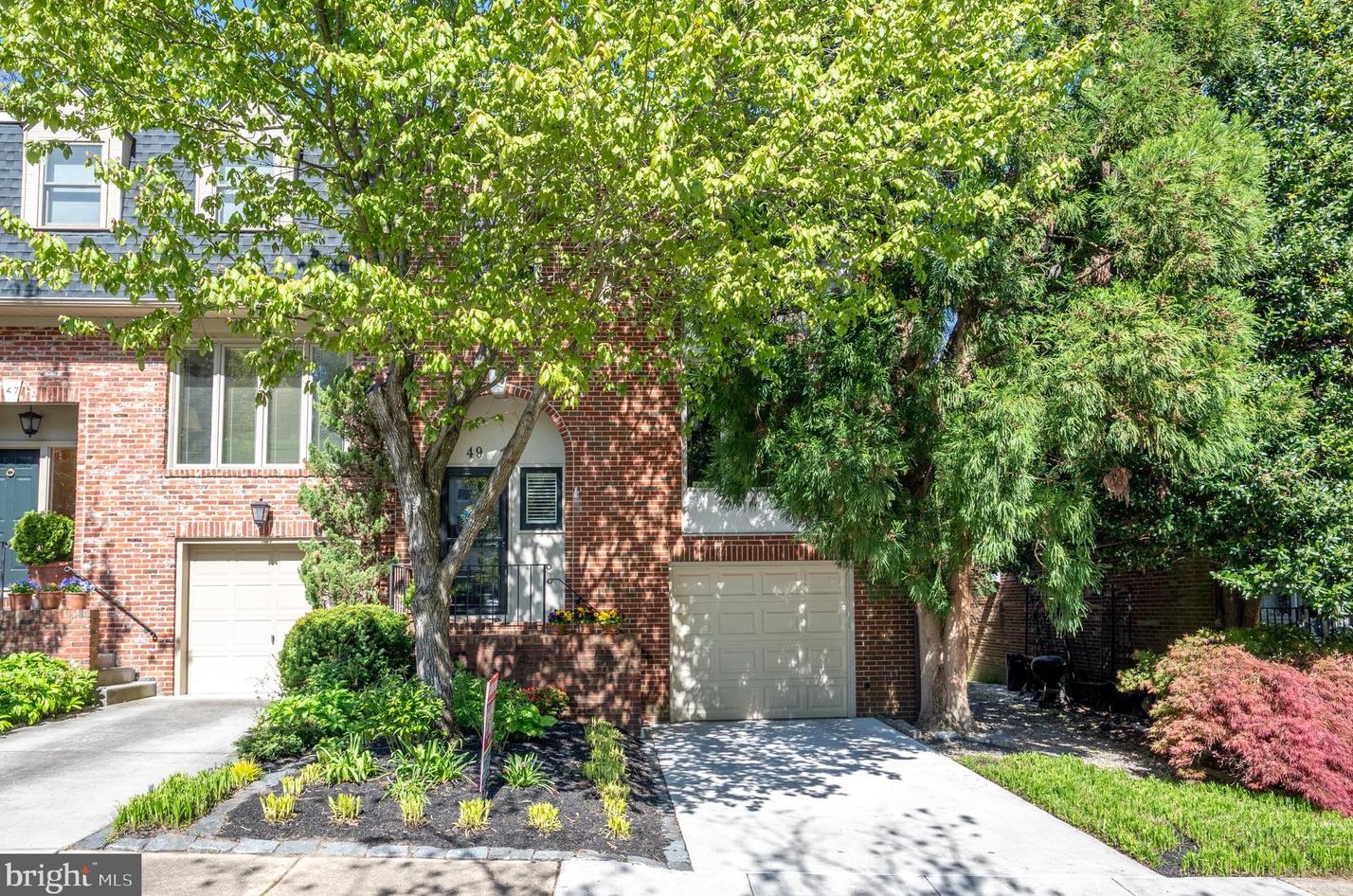 49 Rockford Rd, Wilmington, DE 19806-1003