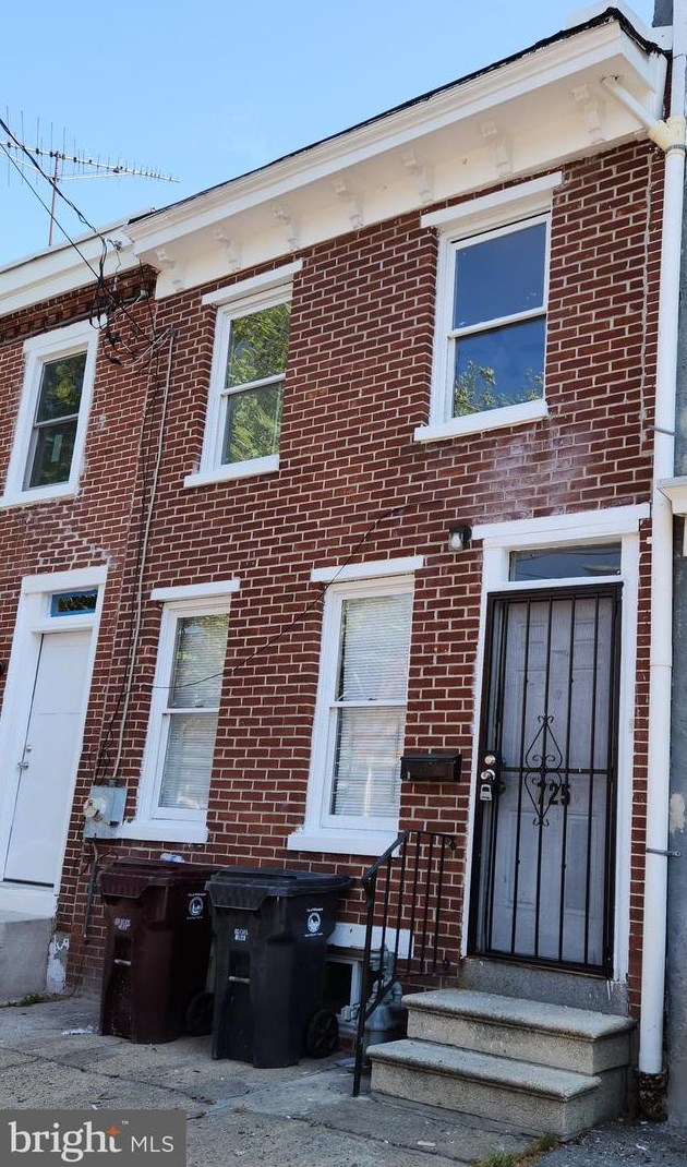 725 6th St, Wilmington, DE 19801-2030