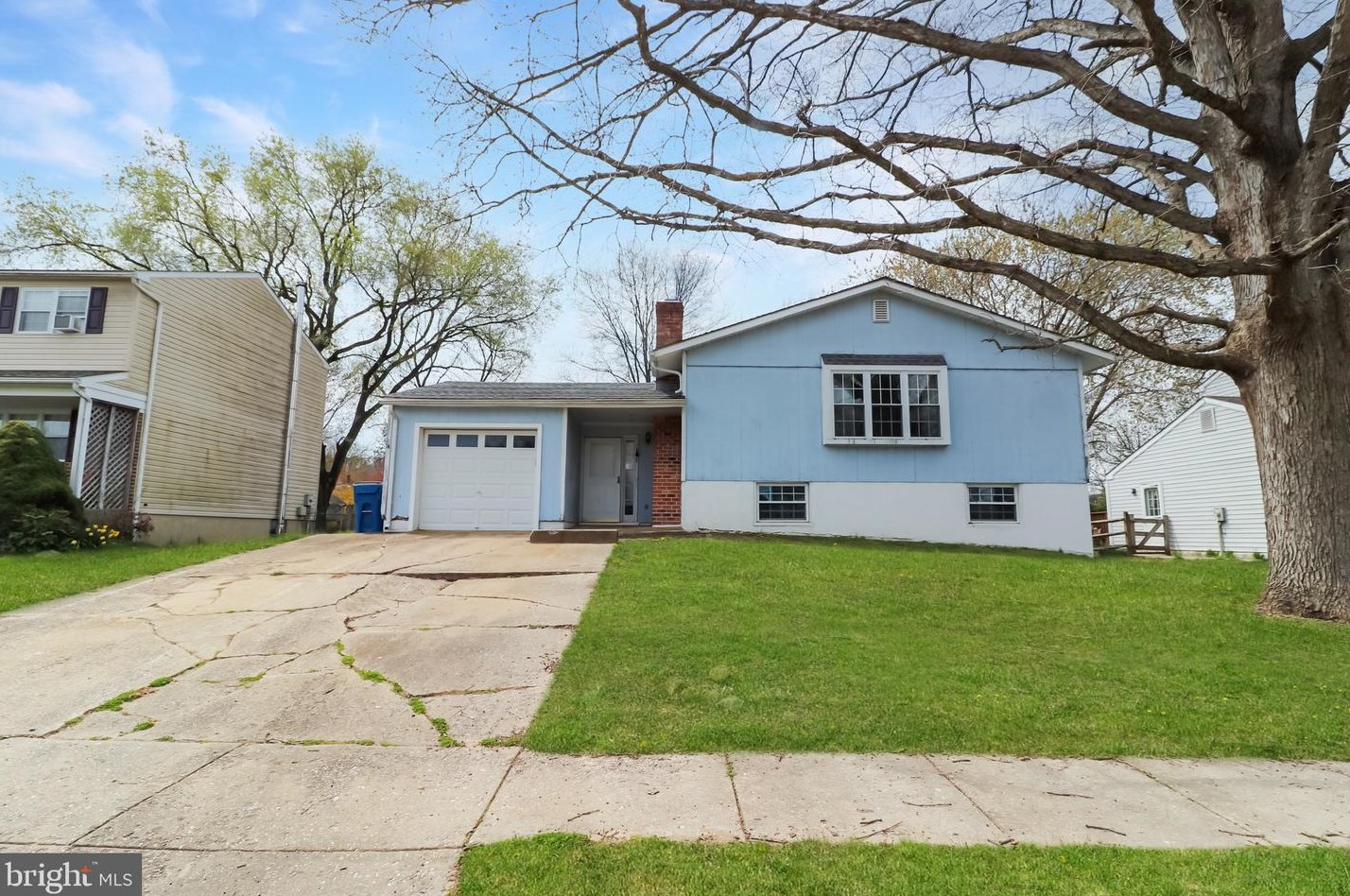 14 Stallion Dr, Newark, DE 19713-3570