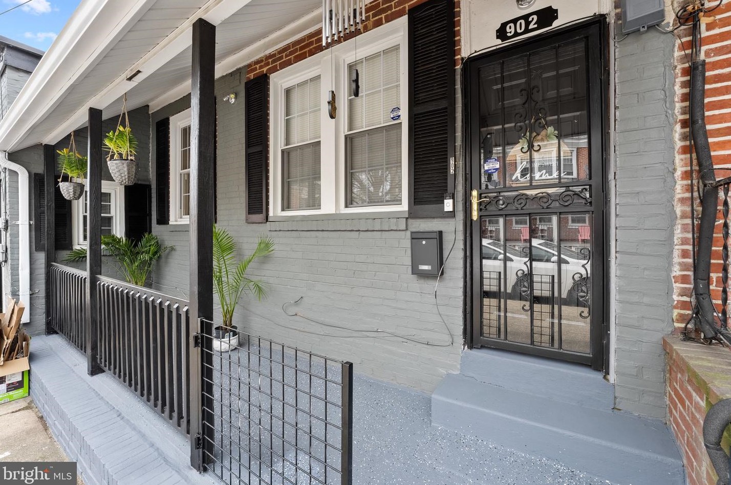 902 Anchorage St, Wilmington DE  19805-4804 exterior