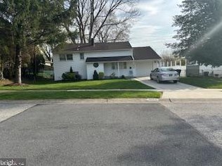 2604 Faulkland Rd, Wilmington, DE 19808-2508