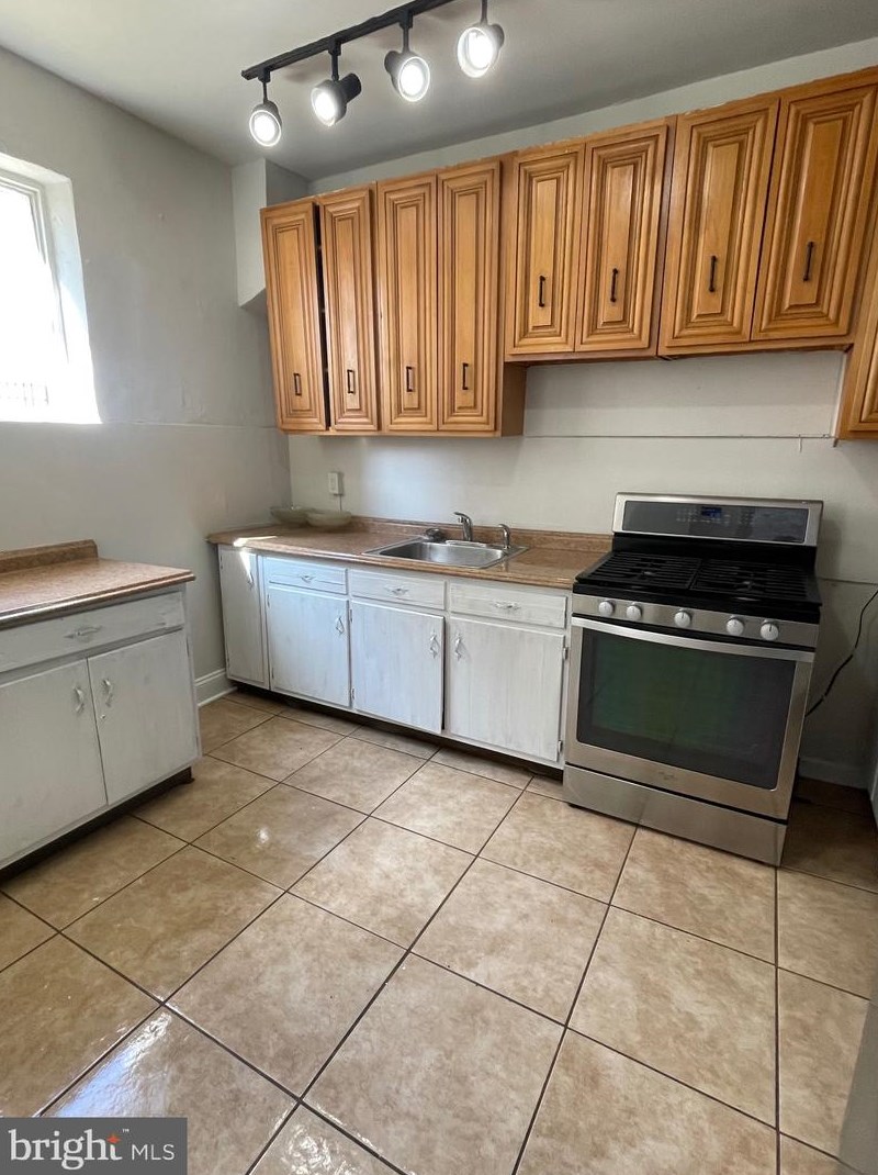 203 N Harrison St, Wilmington, DE 19805