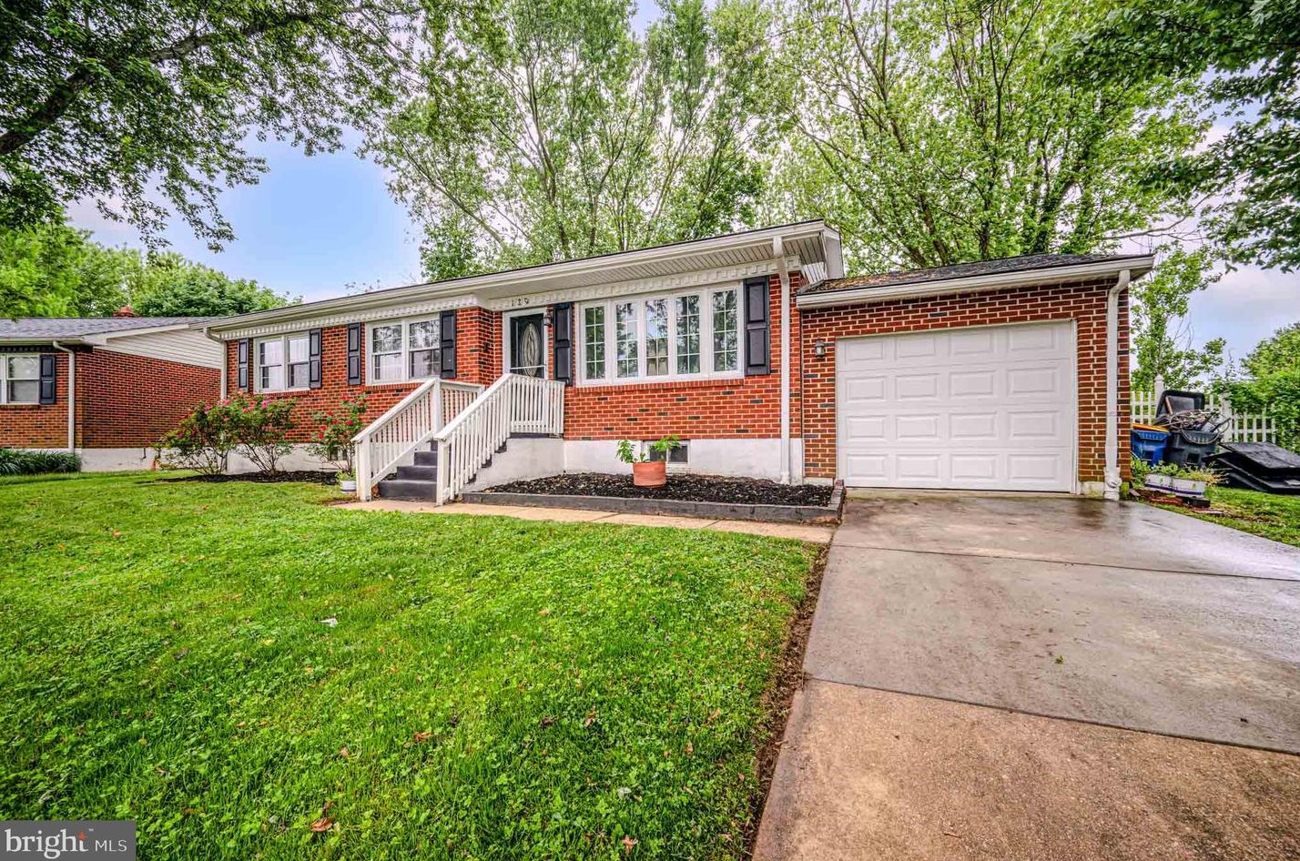120 Clover Cir, Delaware City, DE 19706-8722