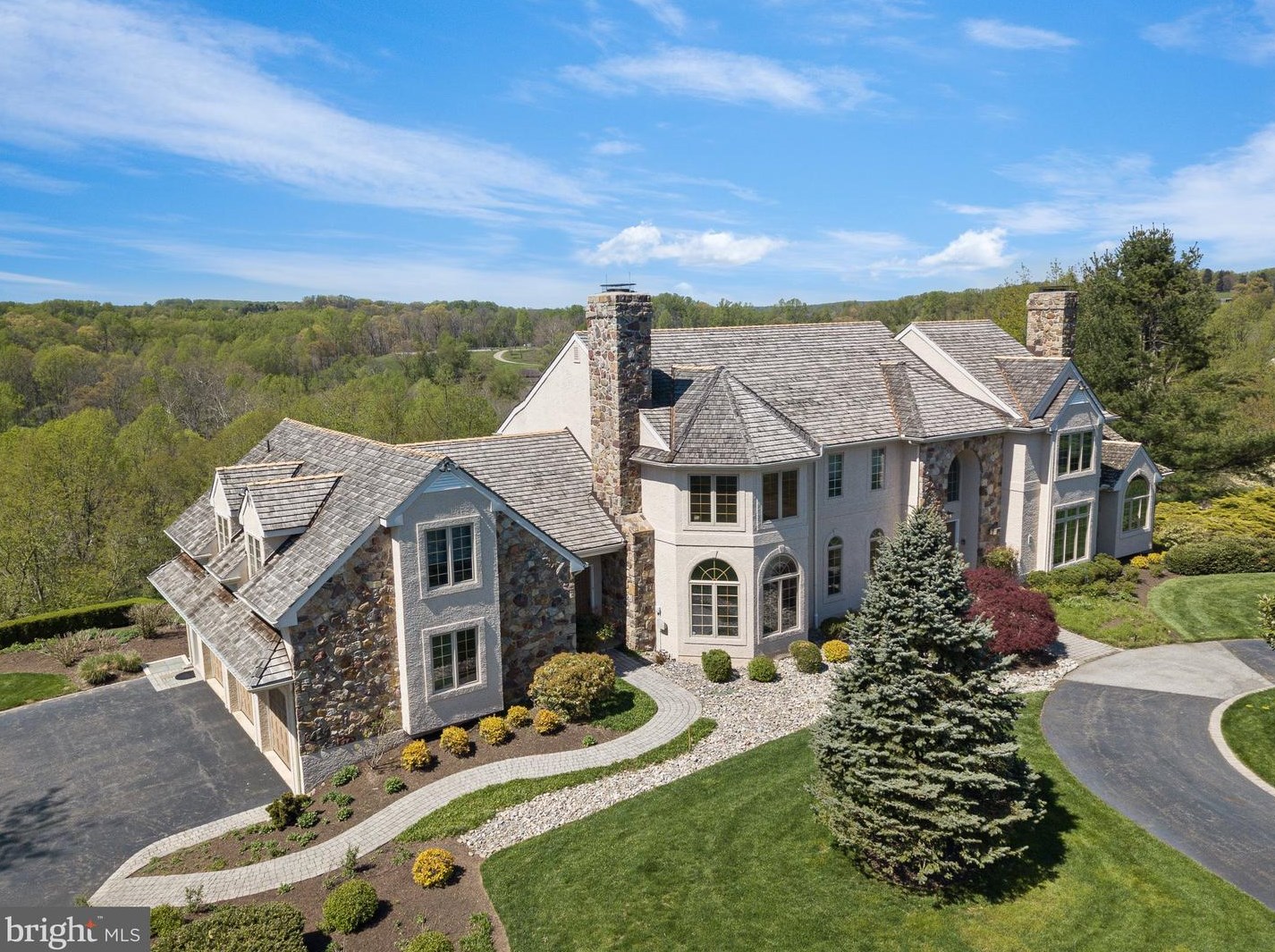 13 Pheasants Ridge S, Wilmington, DE 19807