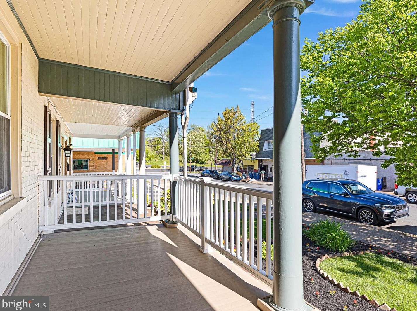 1614 16th St, Wilmington, DE 19806-4026