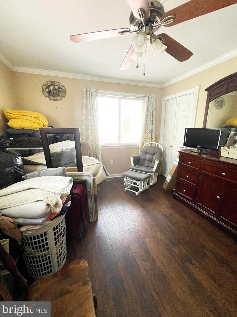 1 Broadleaf Dr, Newark DE 19702-3509 exterior