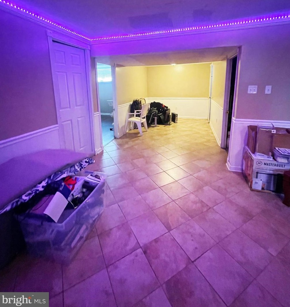 1 Broadleaf Dr, Newark DE 19702-3509 exterior