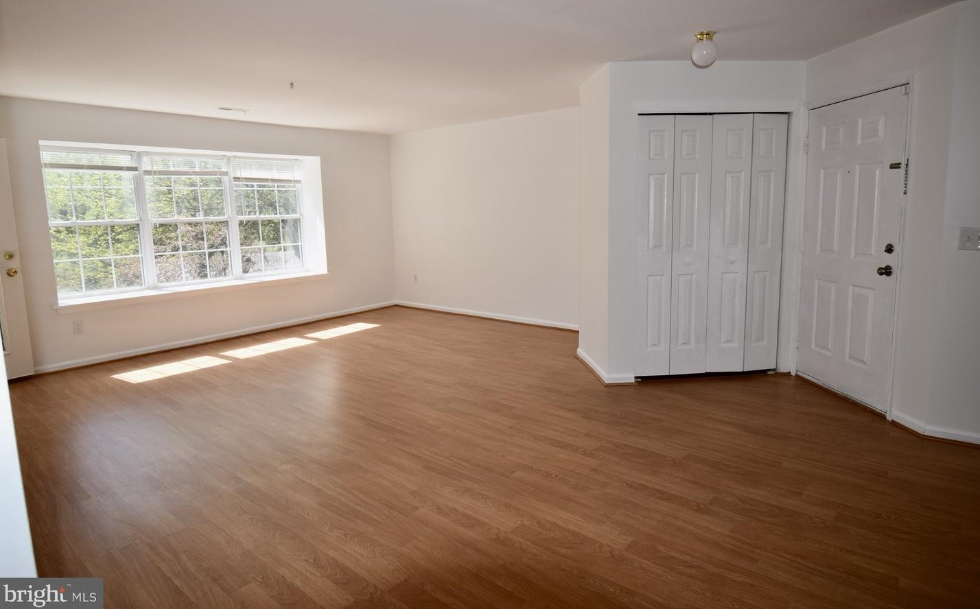1737 Braken Ave, Wilmington, DE 19808-4411
