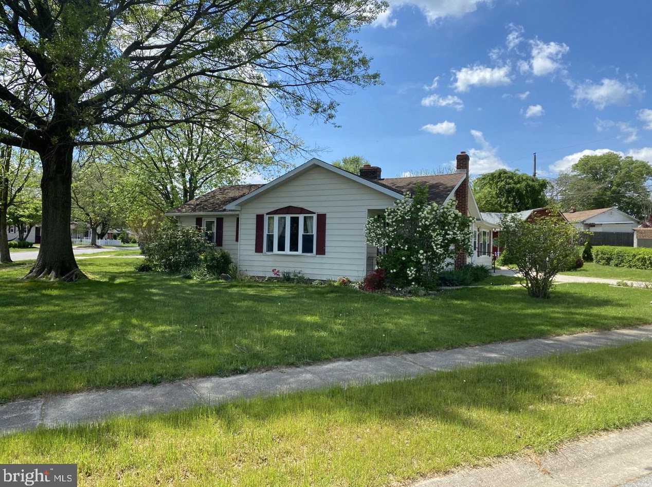 3801 Eunice Ave, Wilmington, DE 19808-4614