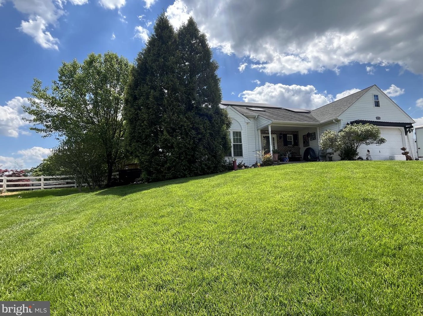 248 Flagstone Dr, Newark, DE 19702-3648