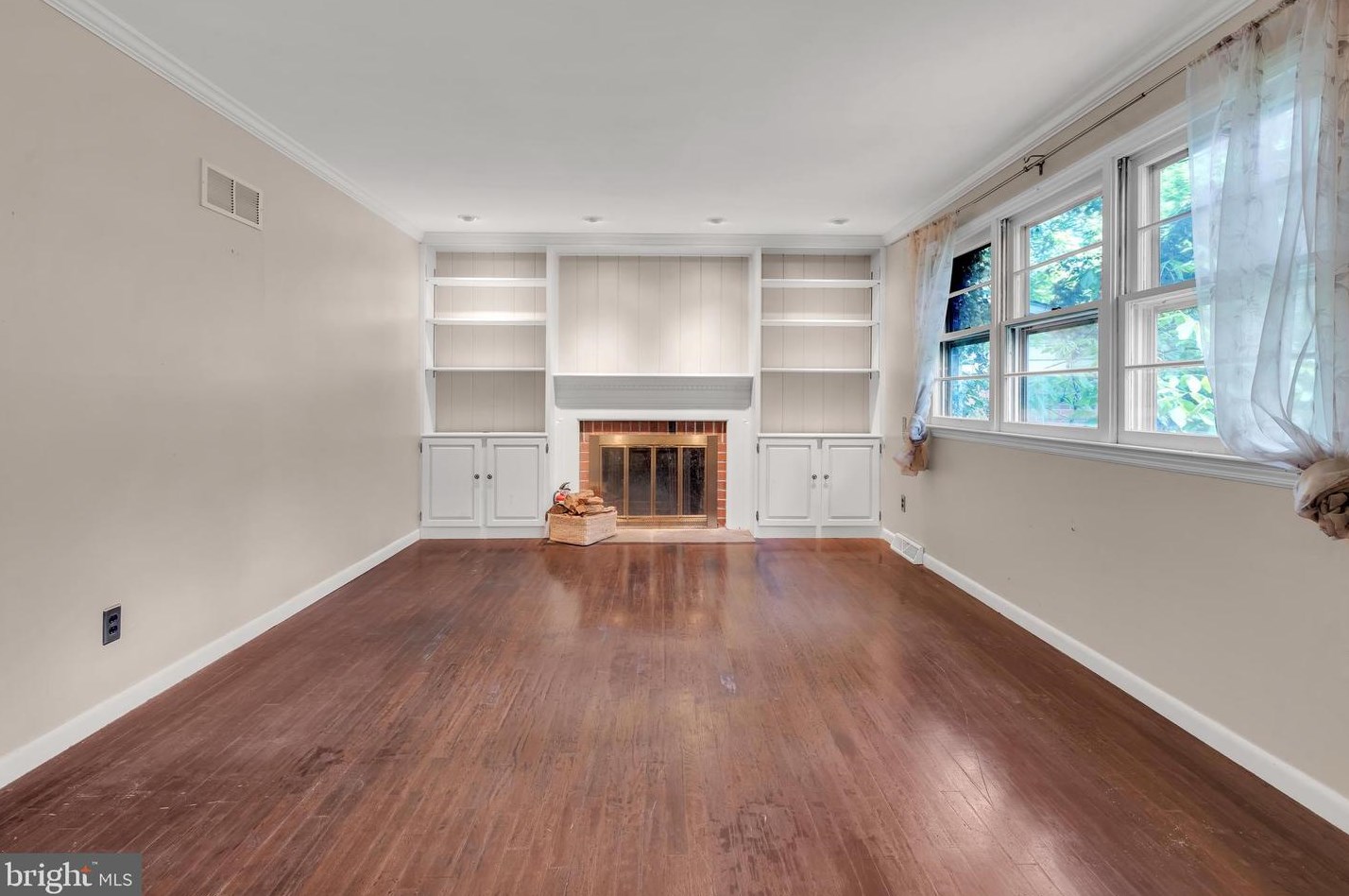 2502 Crossgate Dr, Wilmington, DE 19808-2309
