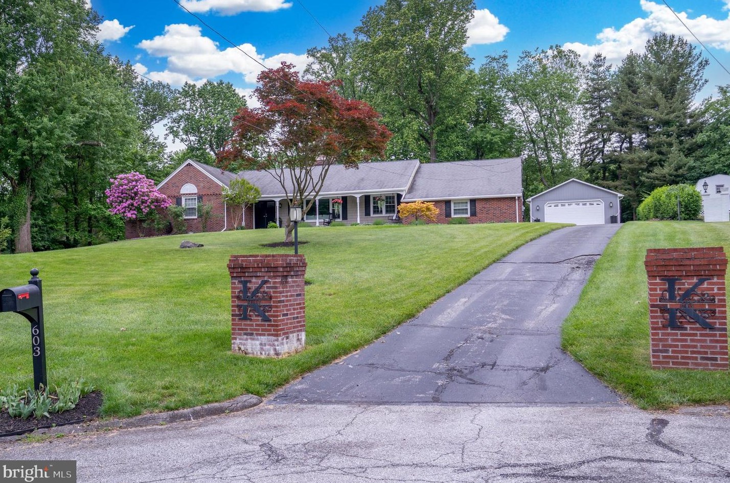 603 Parker Ct, Wilmington, DE 19808-1534