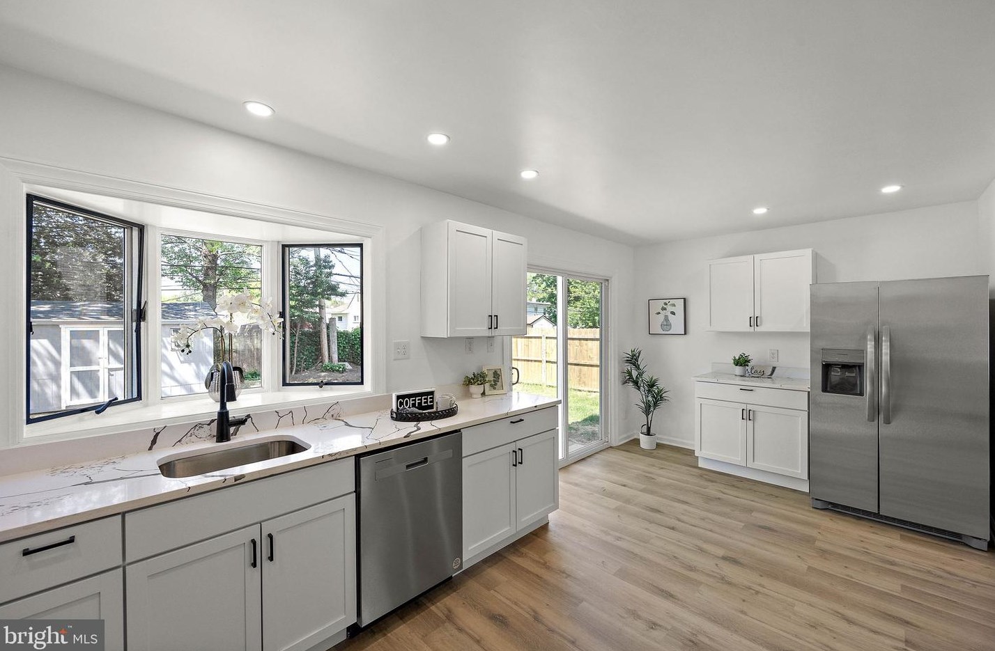 25 Matthews Rd, Newark DE  19713-2554 exterior