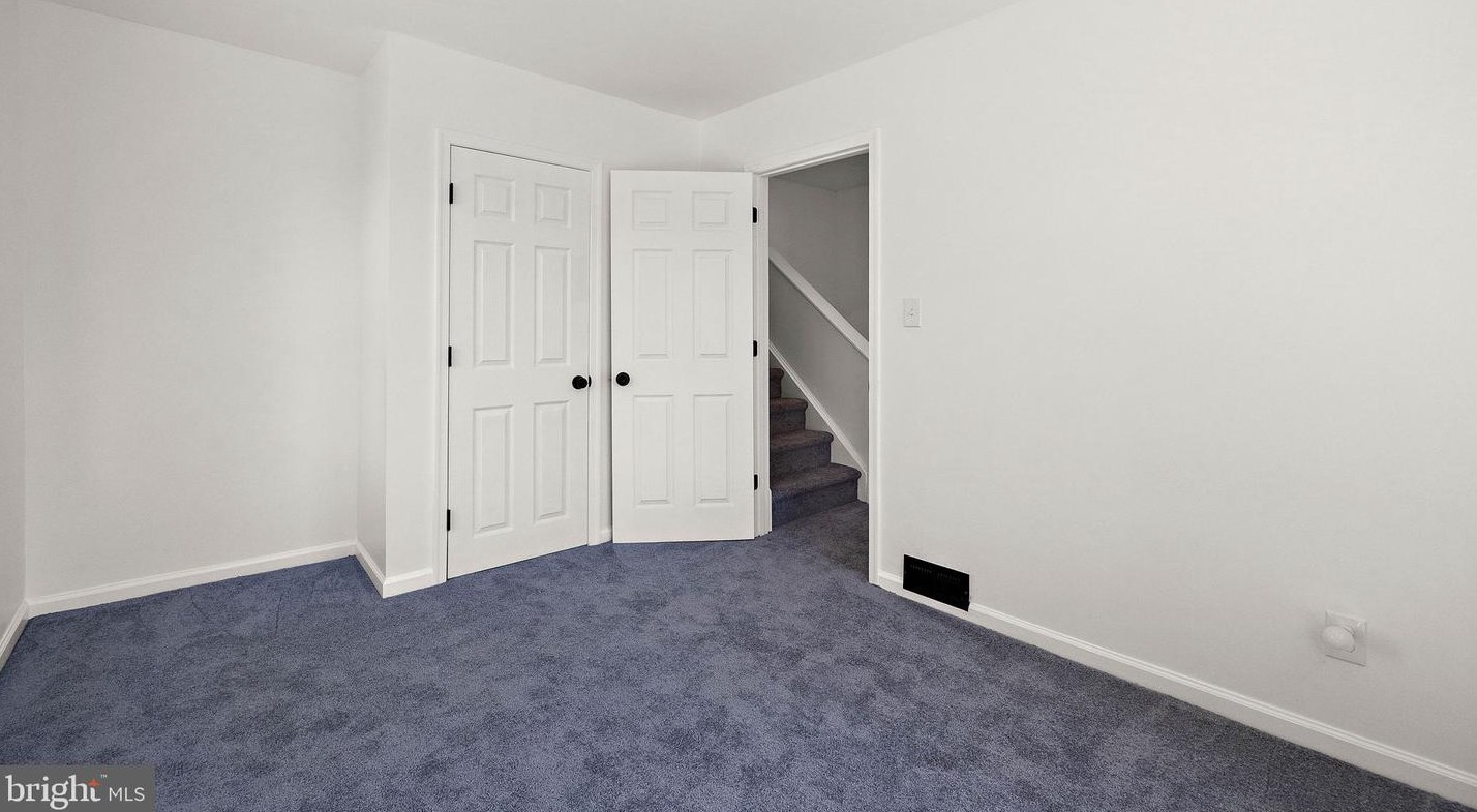 25 Matthews Rd, Newark DE  19713-2554 exterior