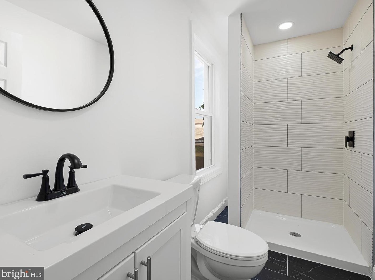 618 7th St, Wilmington DE  19801-2050 exterior