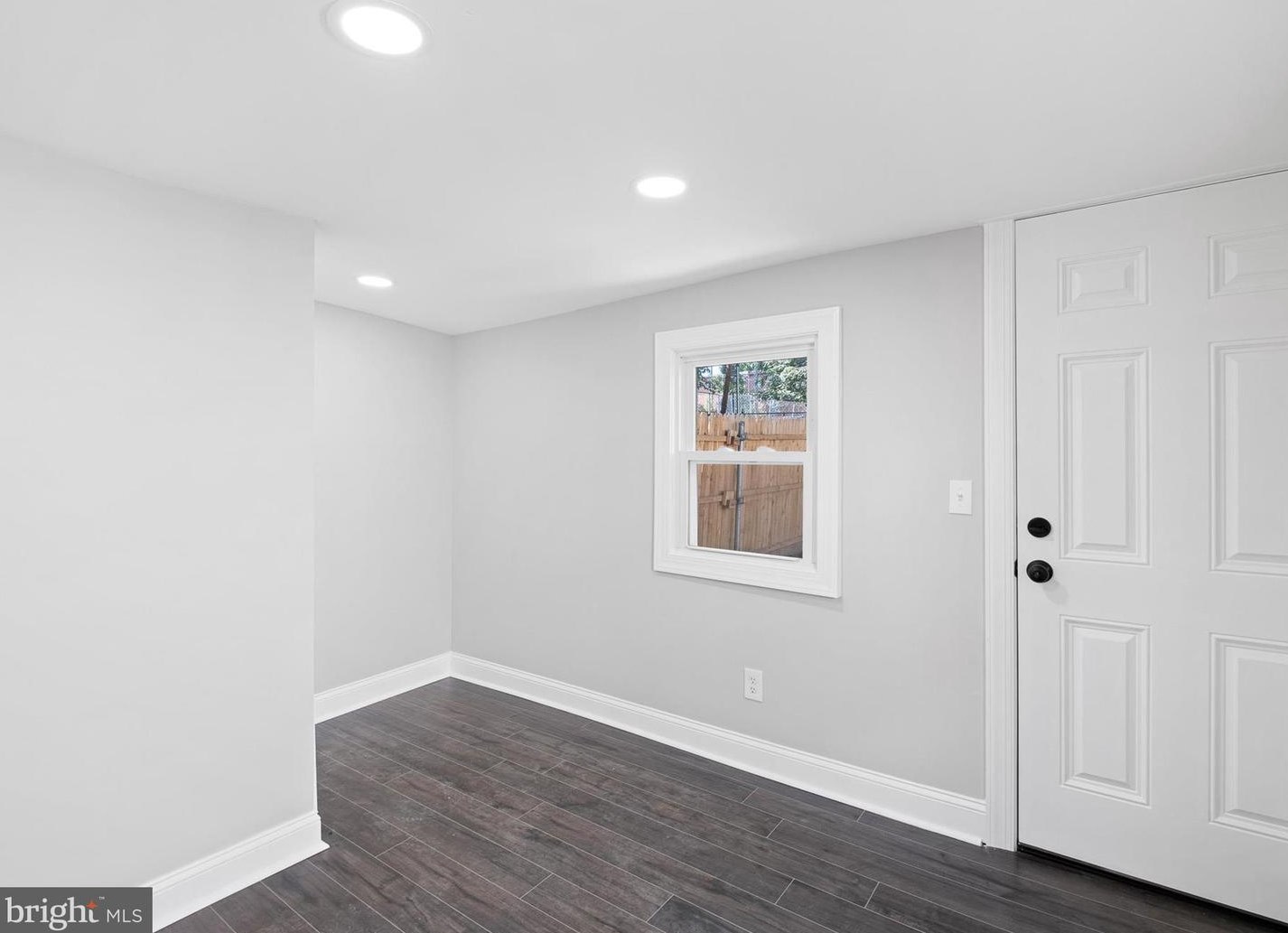 618 7th St, Wilmington DE  19801-2050 exterior