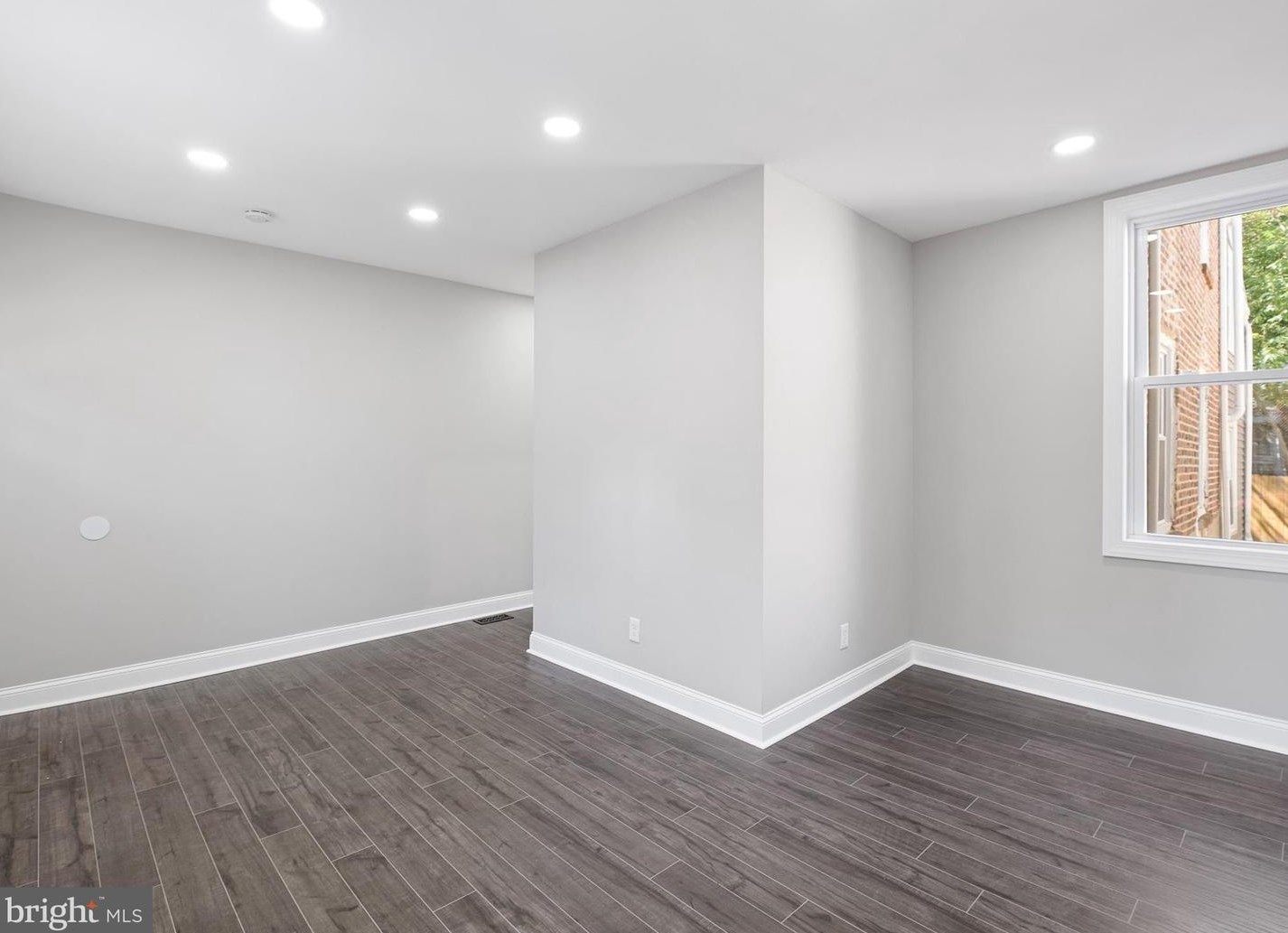 618 7th St, Wilmington DE  19801-2050 exterior