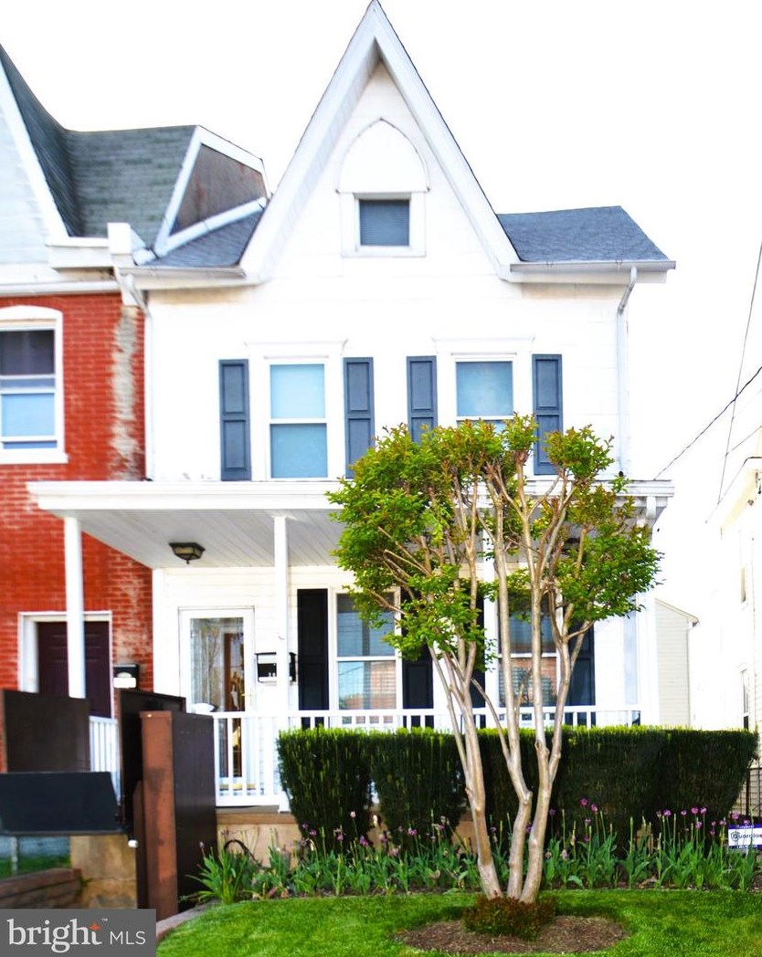 203 Woodlawn Ave, Wilmington, DE 19805-3338