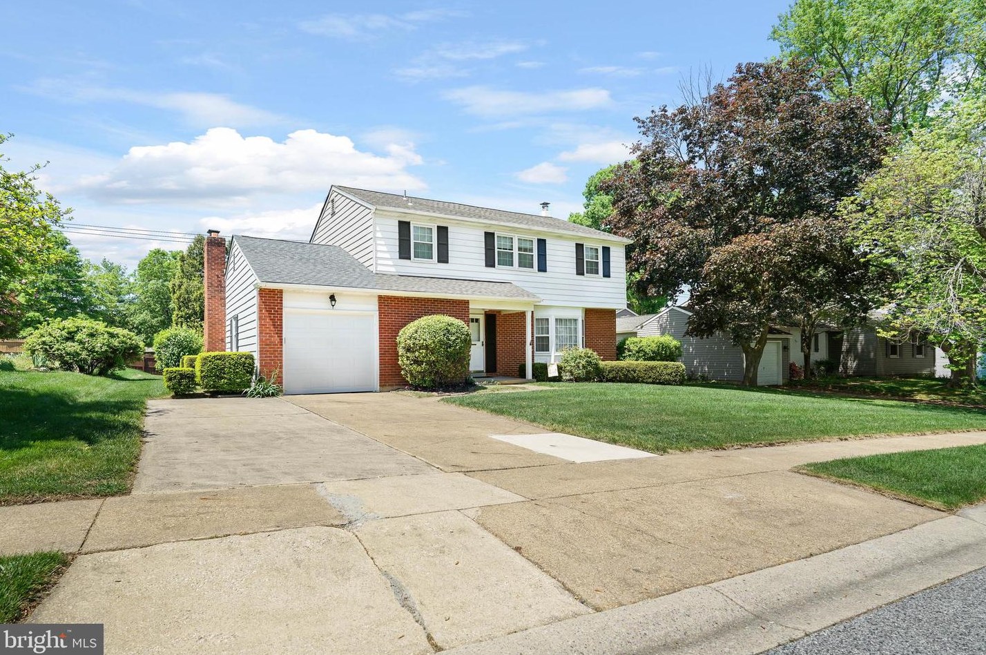 10 Alton Rd, Newark, DE 19711-7603