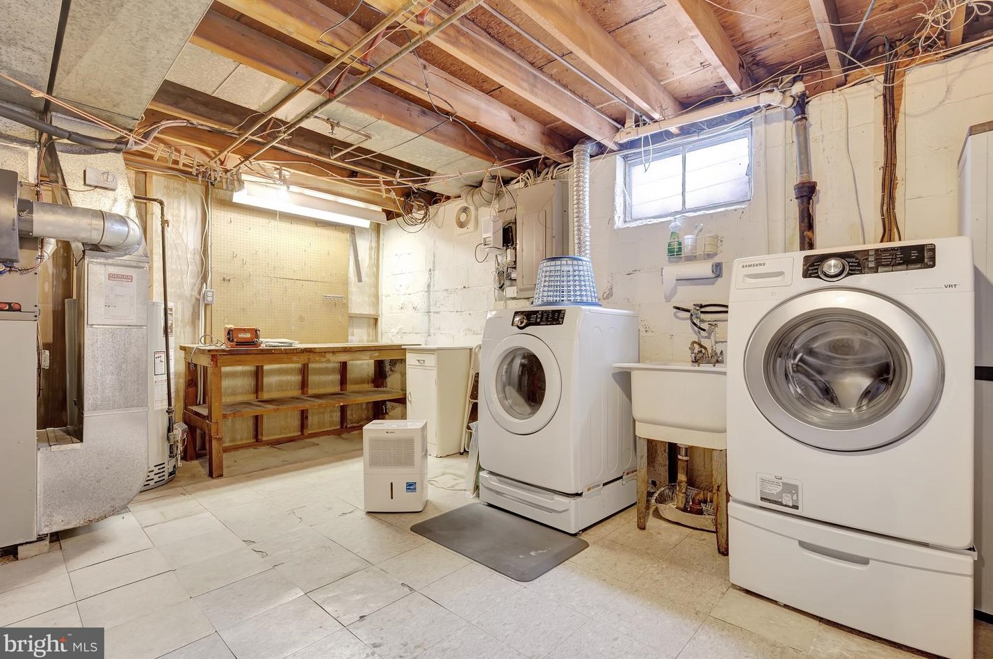 49 Cordele Rd, Newark DE 19711-5610 exterior