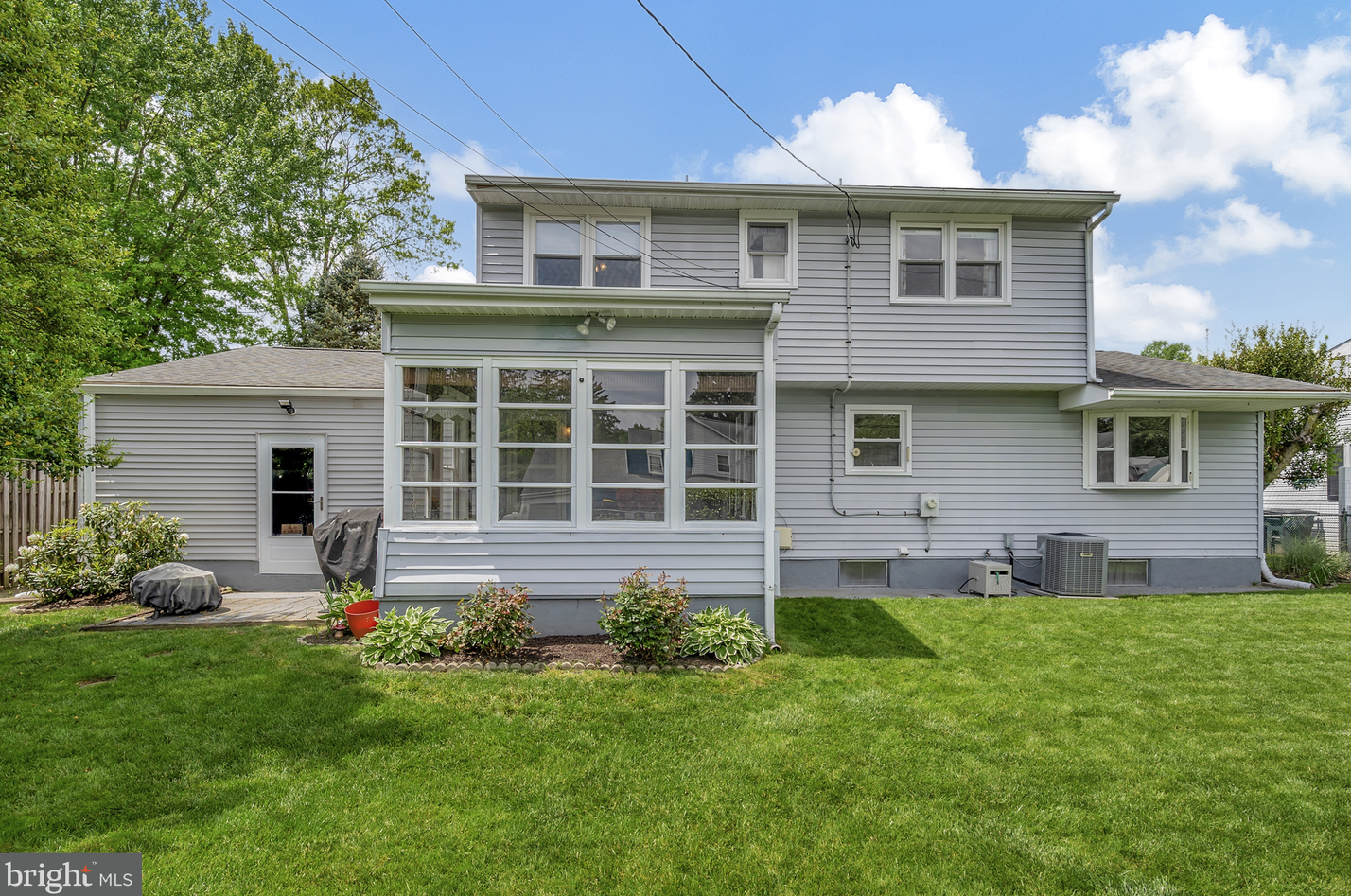 49 Cordele Rd, Newark DE 19711-5610 exterior