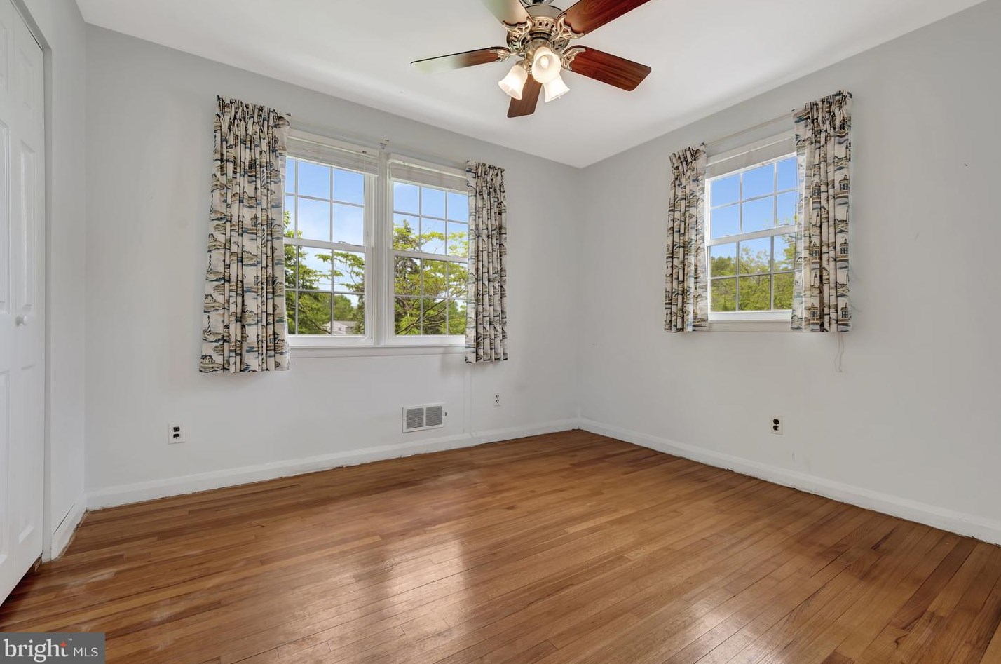 49 Cordele Rd, Newark DE 19711-5610 exterior