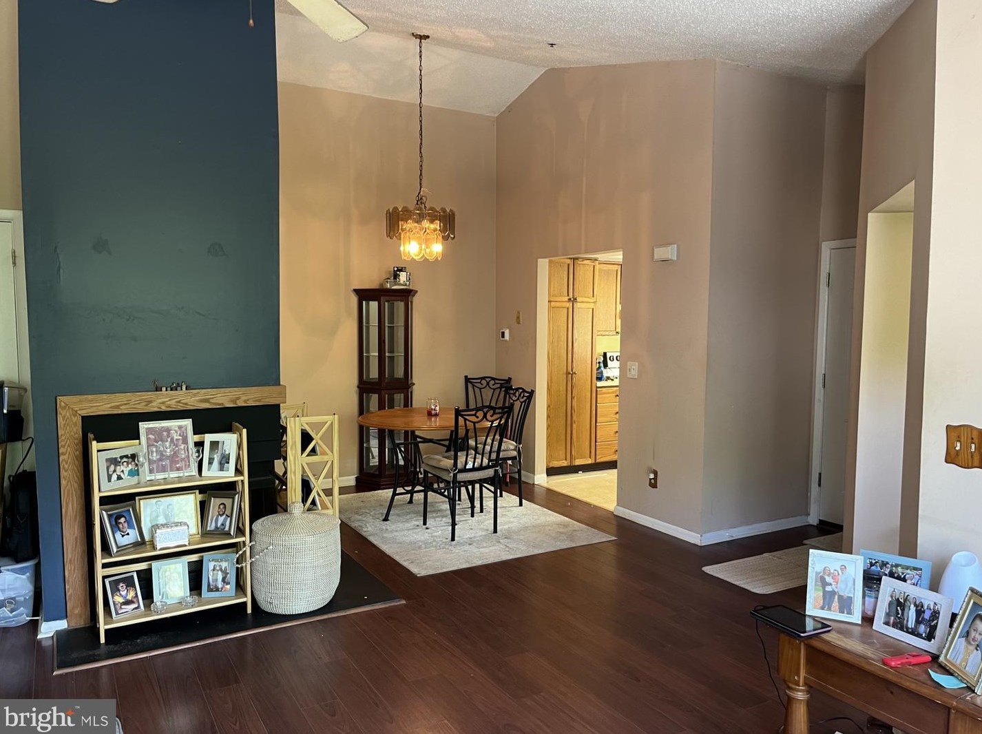 502 Michelle Ct, Newark, DE 19711-6772