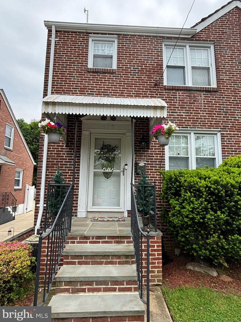 412 Clayton St, Wilmington, DE 19805-3951