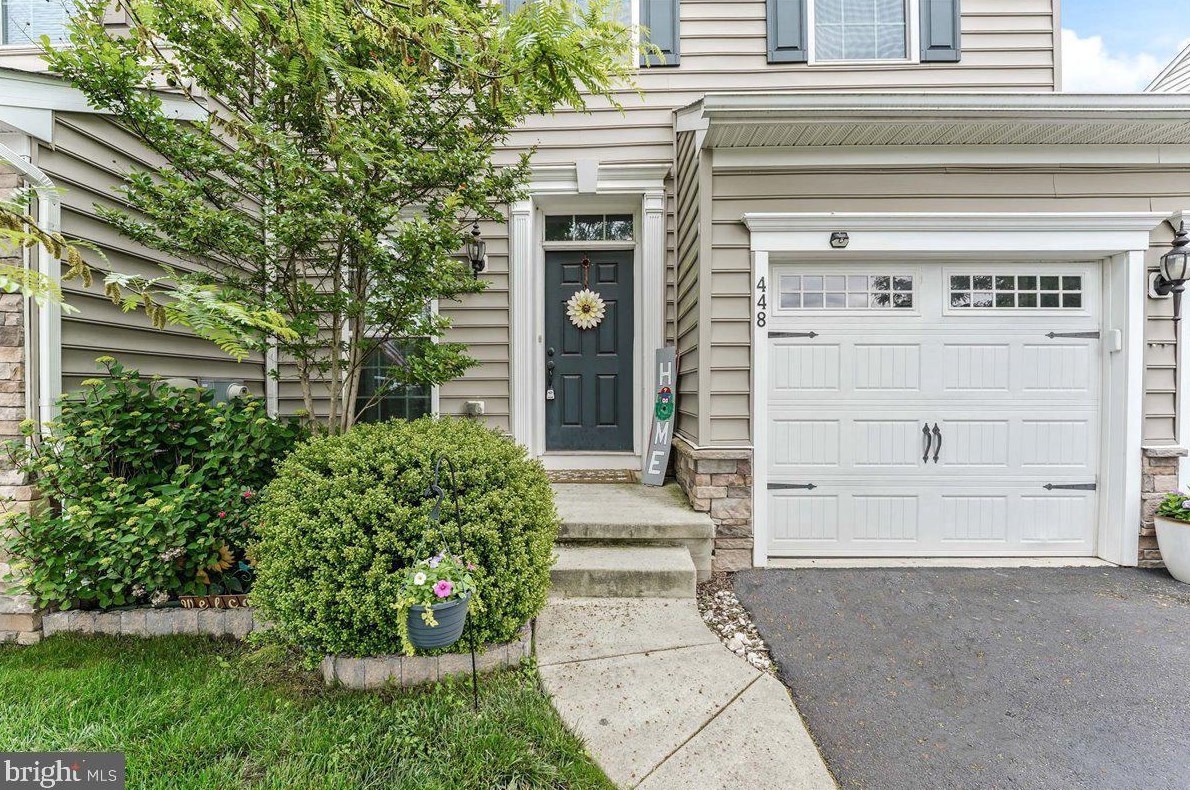 448 Afton Dr, Middletown, DE 19709-9818