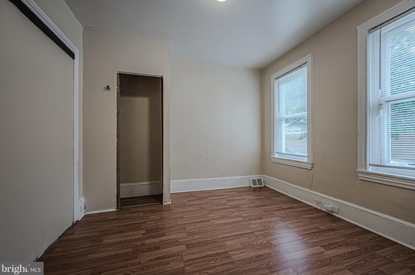 724 Pine St, Wilmington DE  19801-4223 exterior