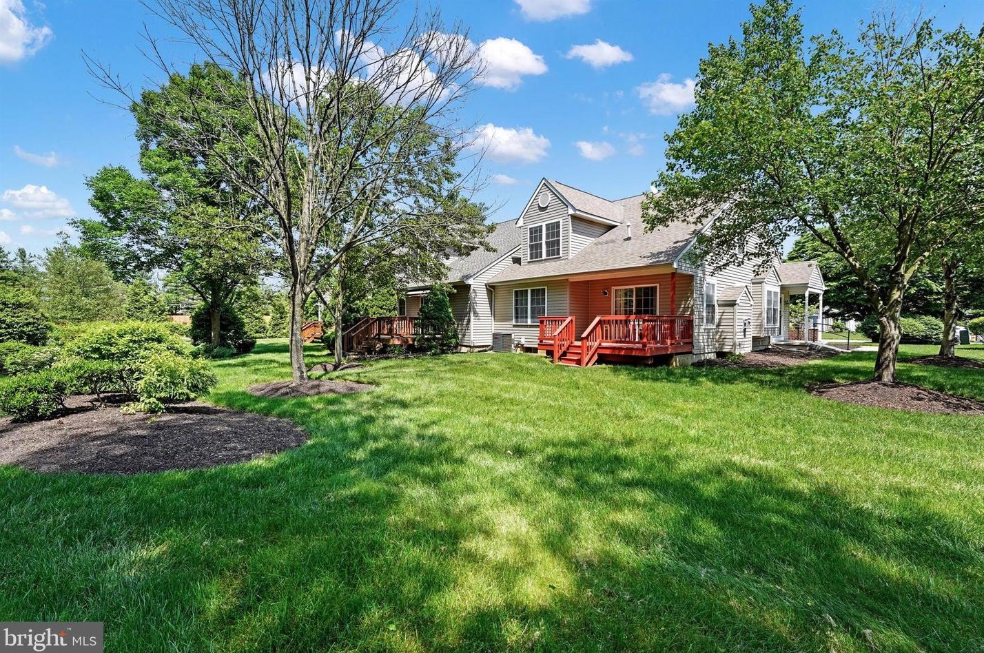 206 Red Lion Dr, Bear DE  19701-5900 exterior