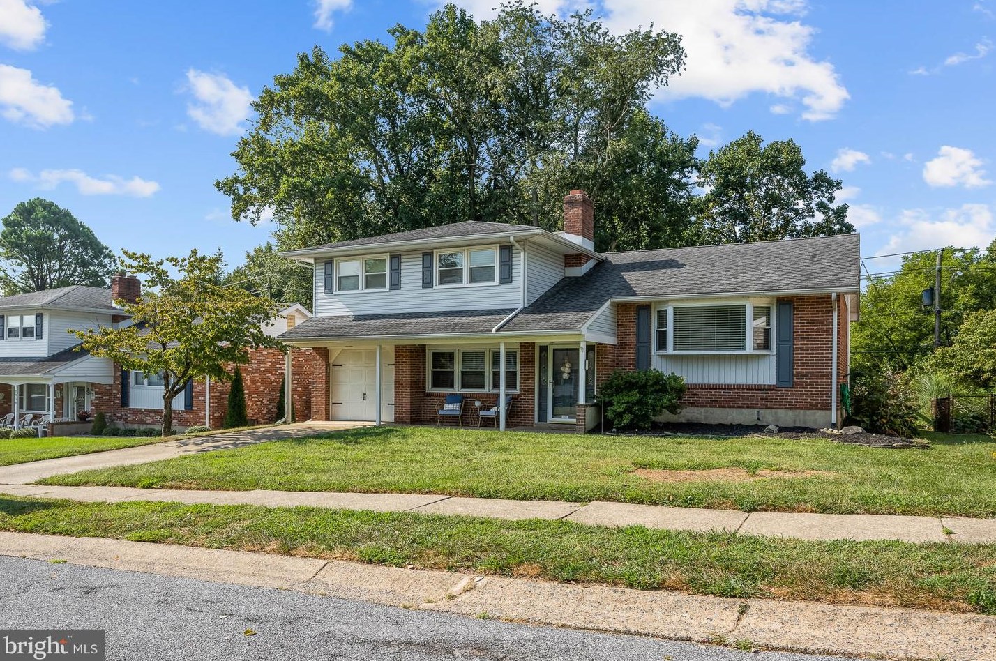 2718 Riding Dr, Wilmington, DE 19808-3643