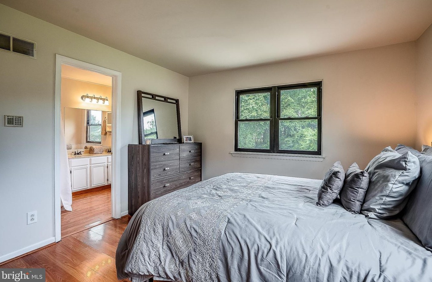 5 Cavallero Ct, New Castle DE 19720-4658 exterior