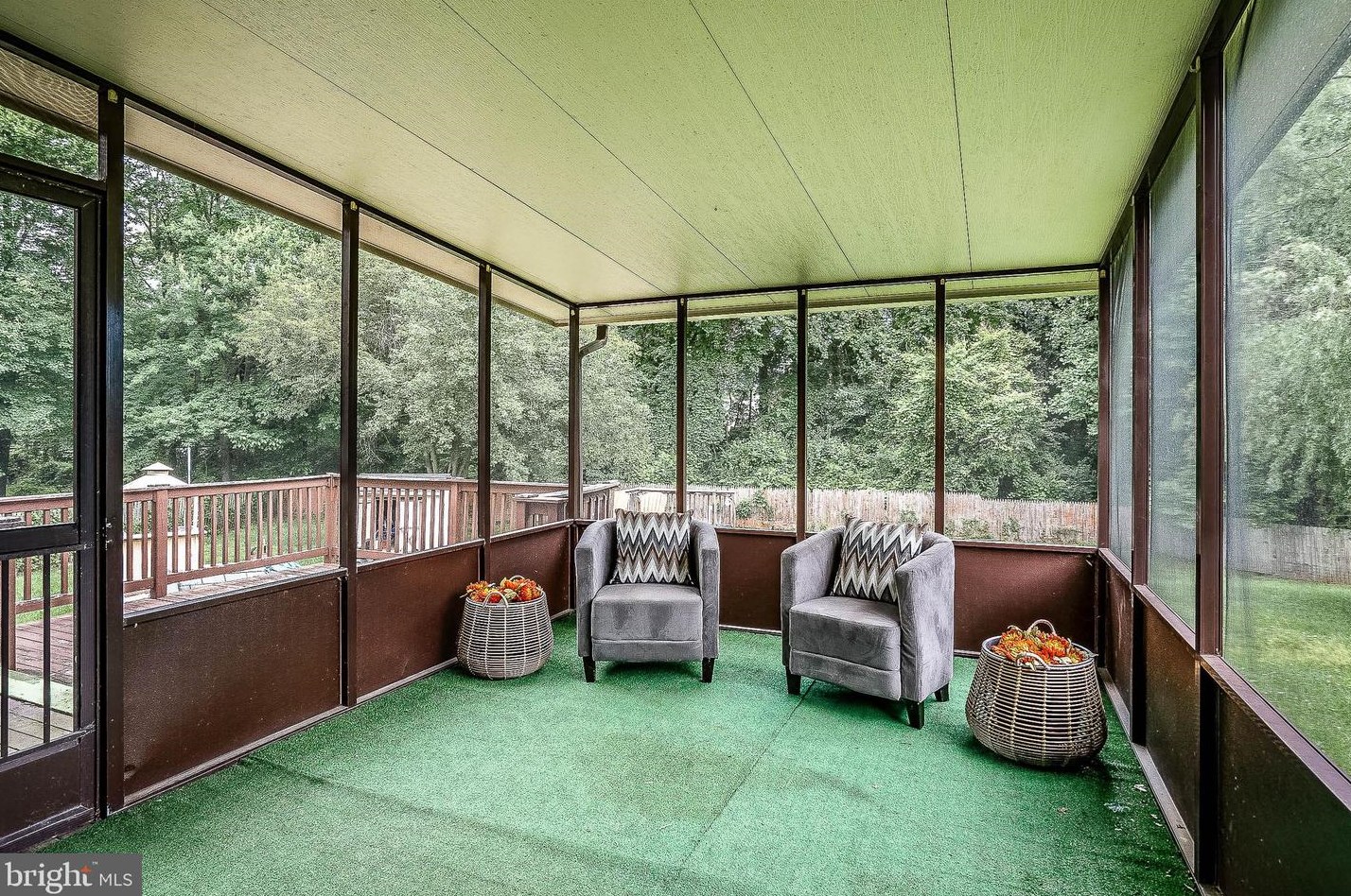 5 Cavallero Ct, New Castle DE 19720-4658 exterior