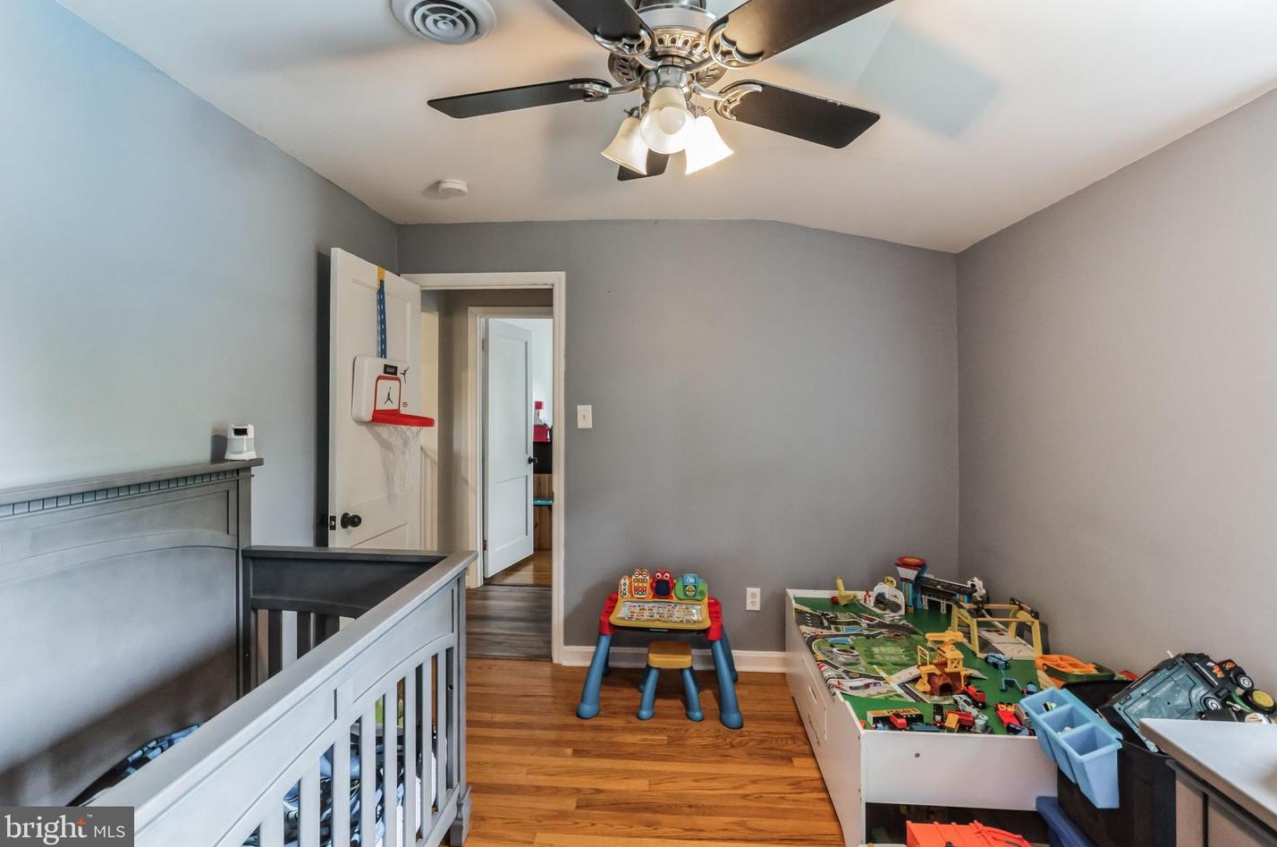 124 Fairfax Blvd, Wilmington DE  19803-3025 exterior