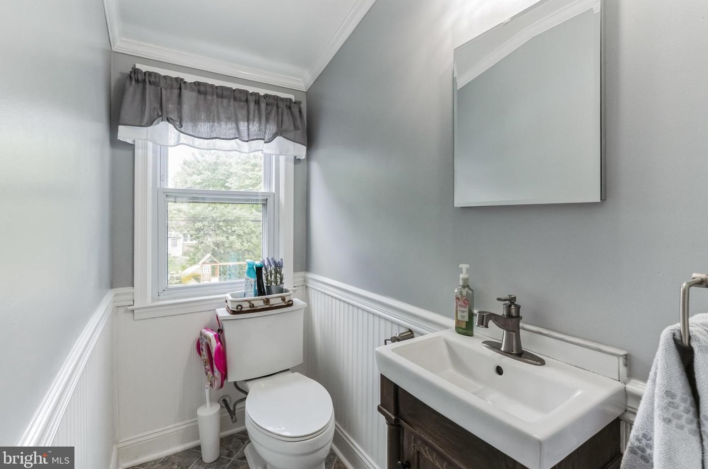 124 Fairfax Blvd, Wilmington DE  19803-3025 exterior