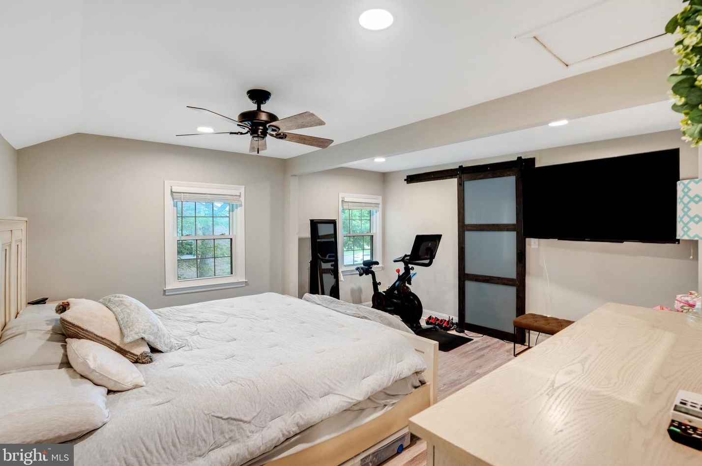 124 Fairfax Blvd, Wilmington DE  19803-3025 exterior