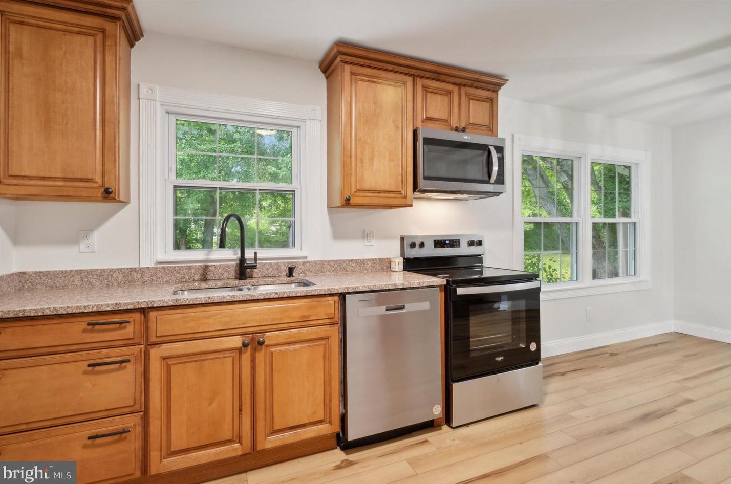 268 Oakfield Dr, Newark DE 19713-2451 exterior