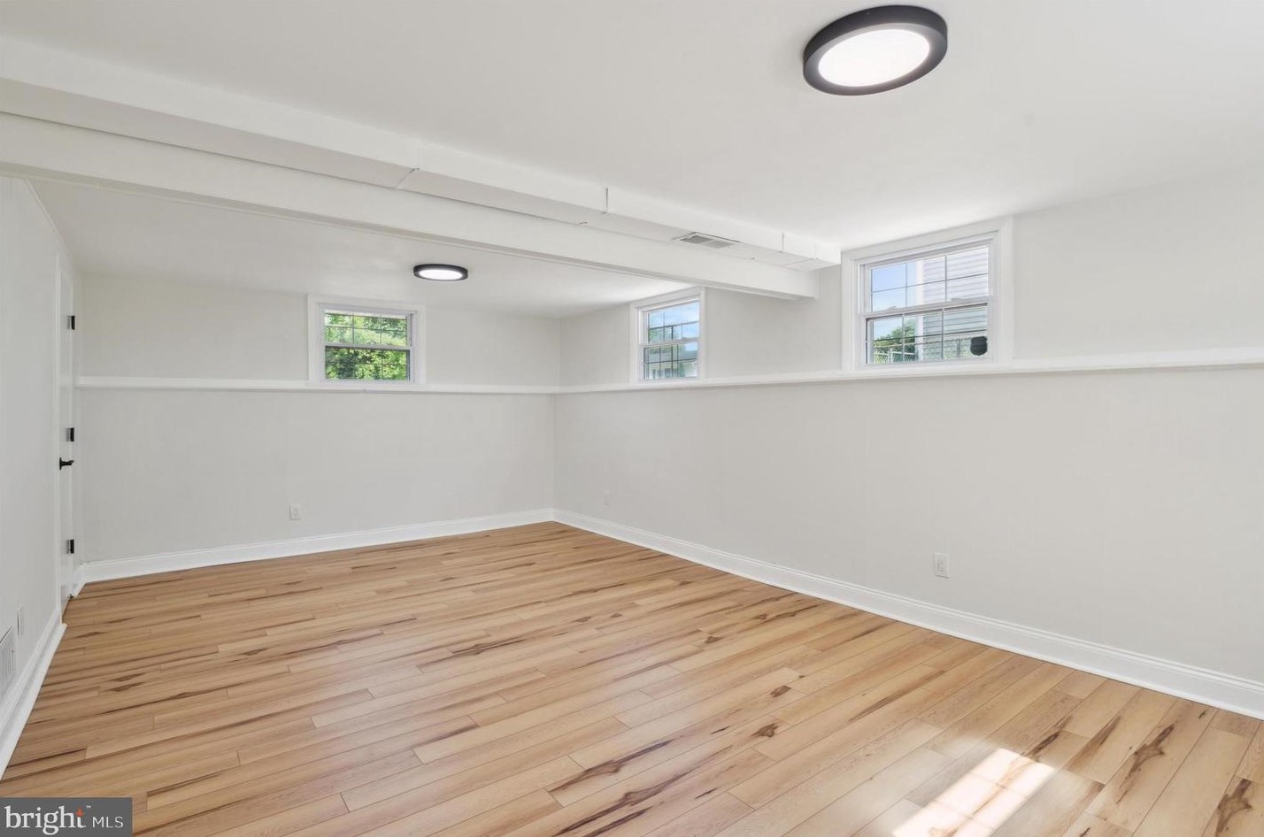 268 Oakfield Dr, Newark DE 19713-2451 exterior