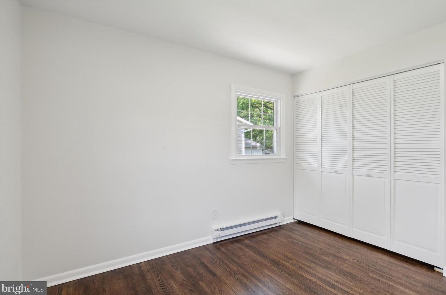 268 Oakfield Dr, Newark DE 19713-2451 exterior