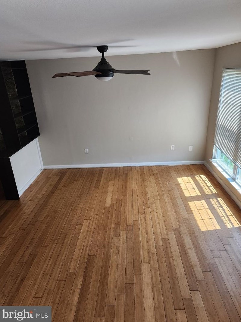 520 Concord Bridge Pl, Newark, DE 19702