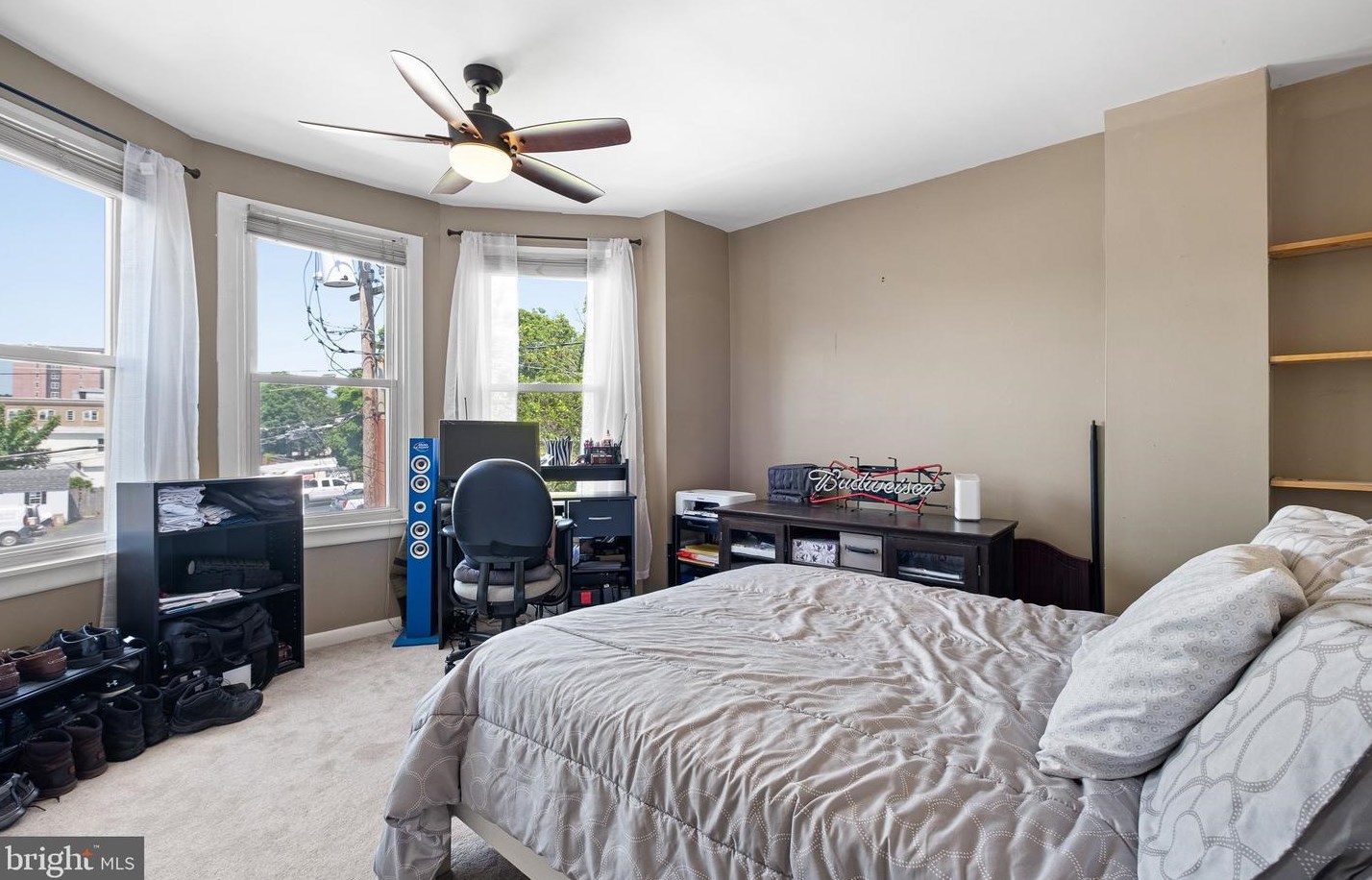 1604 14th St, Wilmington DE  19806-4002 exterior