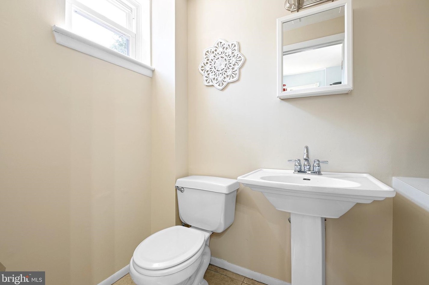 1604 14th St, Wilmington DE  19806-4002 exterior