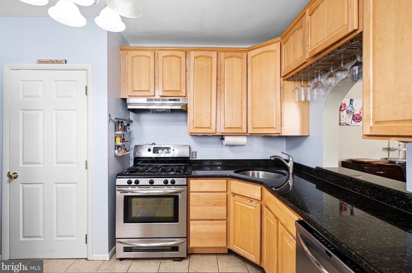 1604 14th St, Wilmington DE  19806-4002 exterior