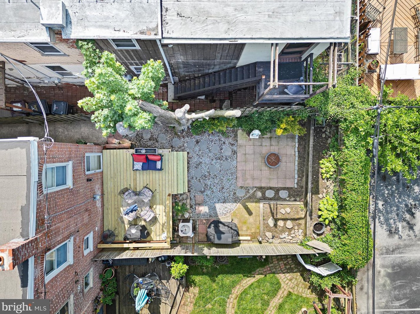 1604 14th St, Wilmington DE  19806-4002 exterior