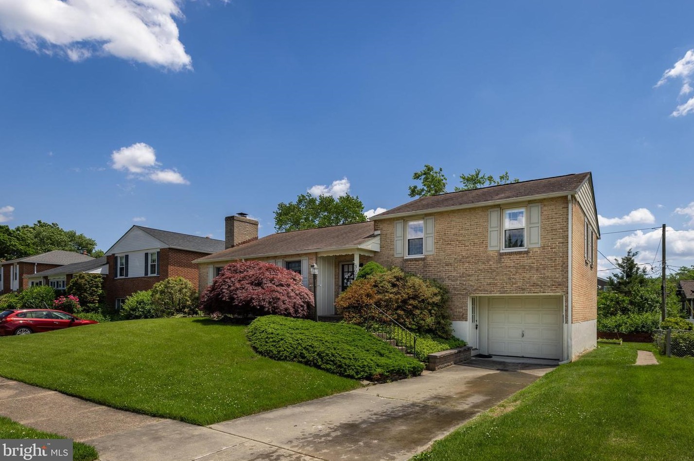 302 Pinehurst Rd, Wilmington, DE 19803-3115