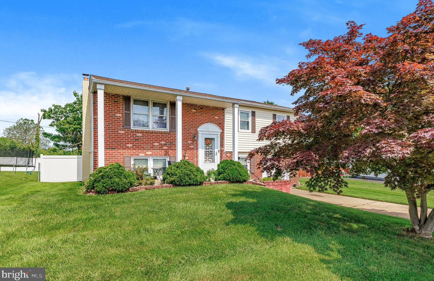 41 Skyline Dr, New Castle, DE 19720