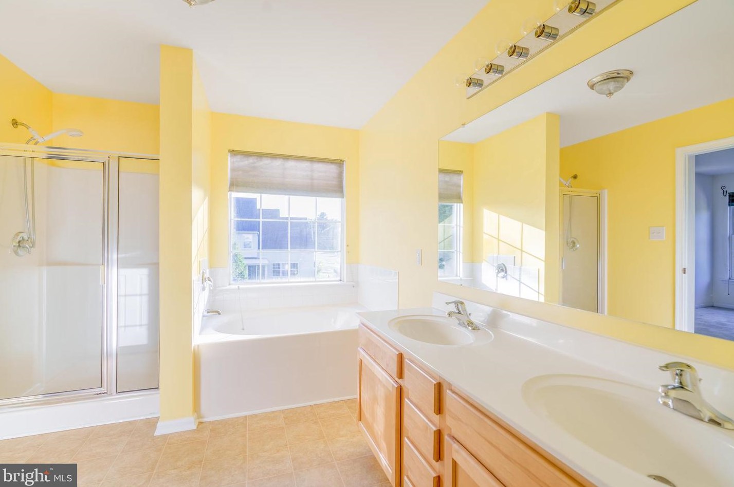 1676 Old Baltimore Pike, Newark DE 19702-1533 exterior