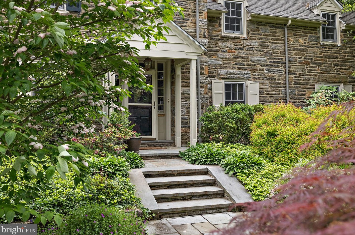 1006 Overbrook Rd, Wilmington, DE 19807-2236